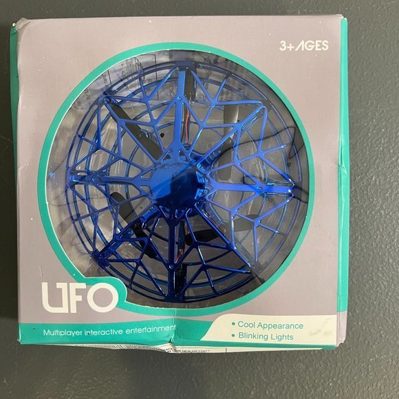 NWB UFO Metallic Blue Flying UFO Toy - Picture 2 of 6